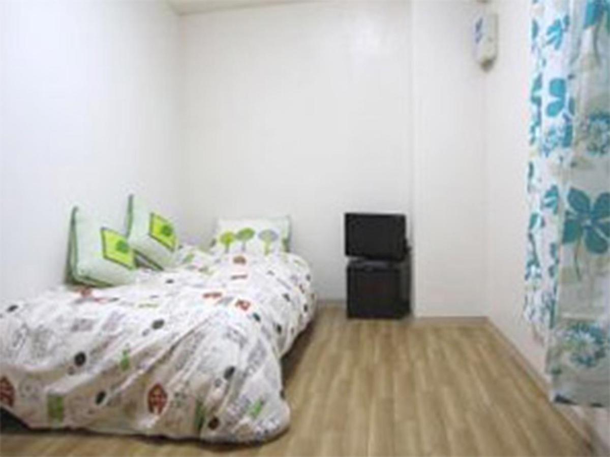 Guest House Fukutomi - Female Only ناهَ المظهر الخارجي الصورة
